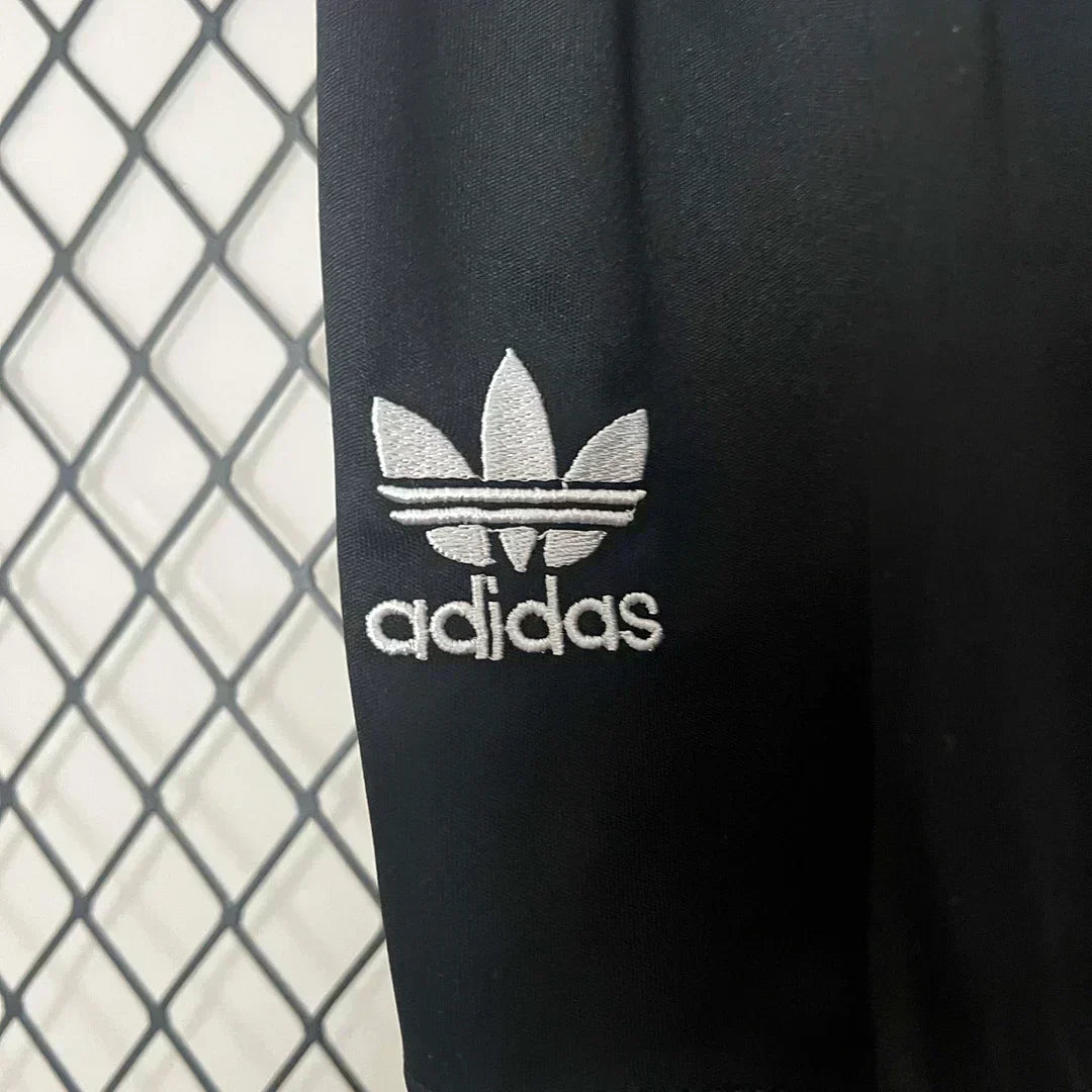 1990 Retro Germany Kids' Local Size
