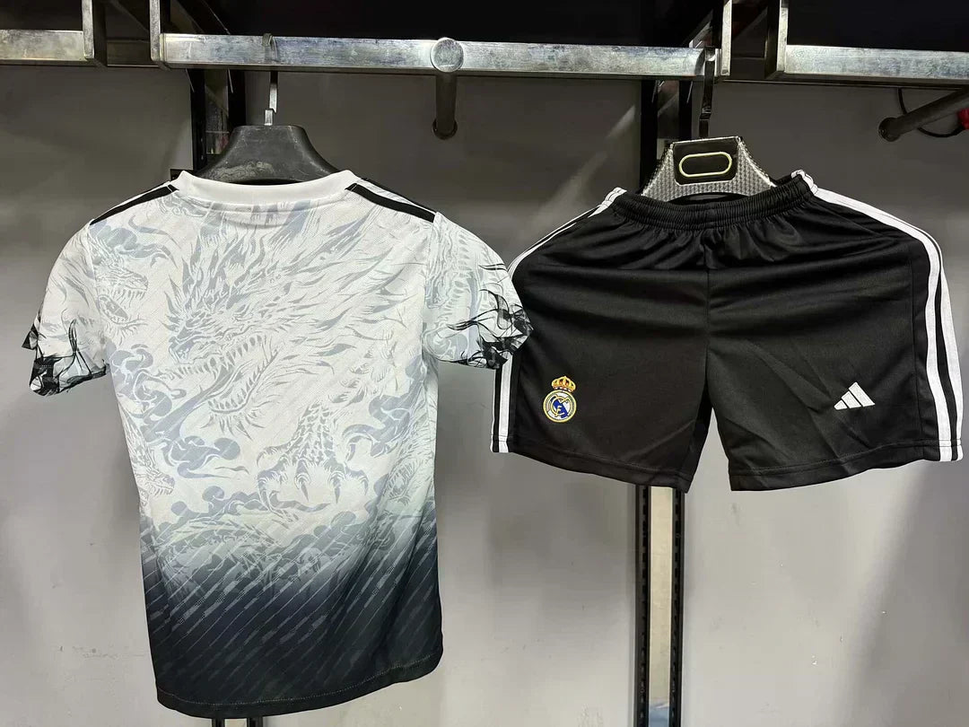 Real Madrid "Emerald Flame" Edición Especial Talla Niño