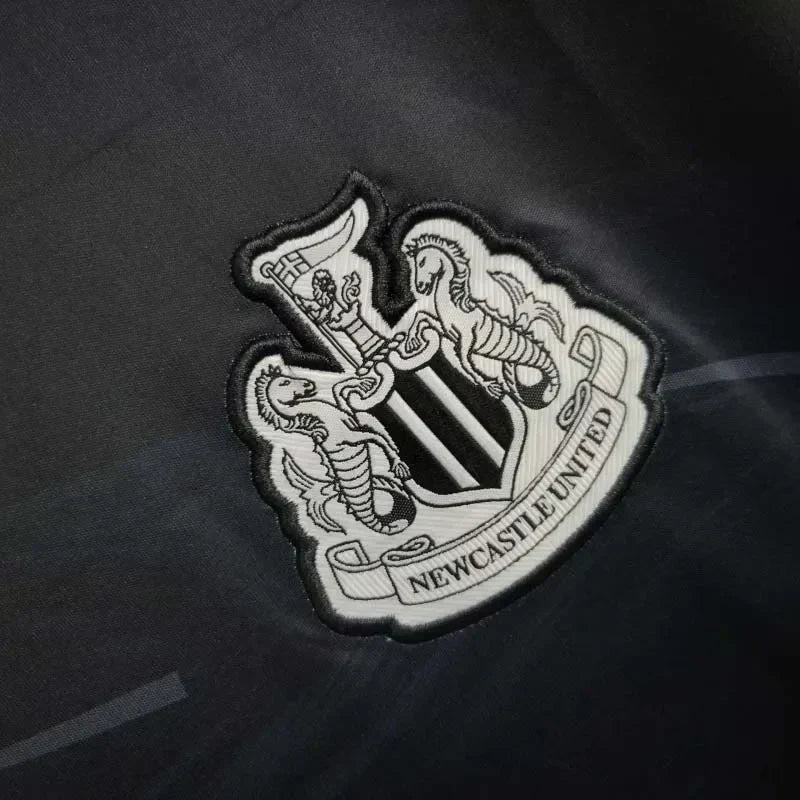 2024-2025 Newcastle United Pre match training Wear