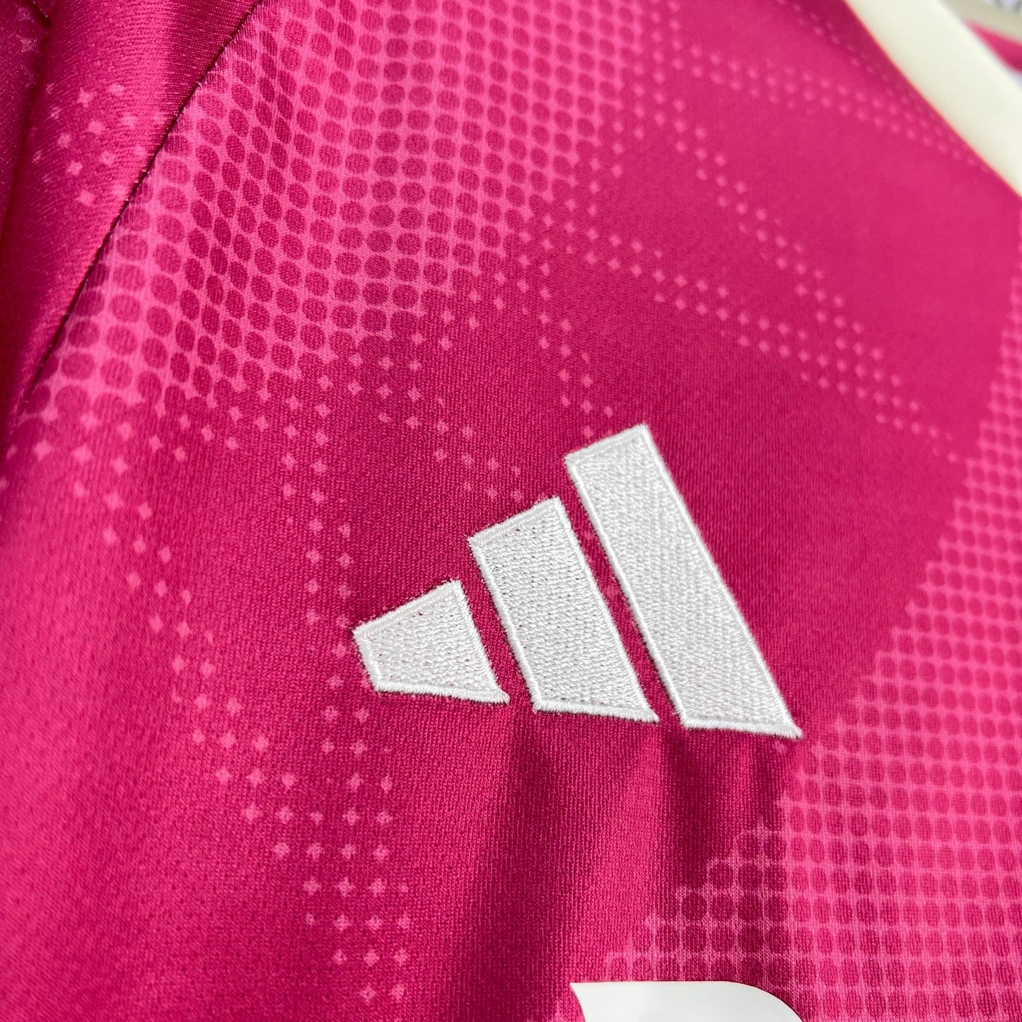 Real Madrid 2026/2027 Alternativa Kit