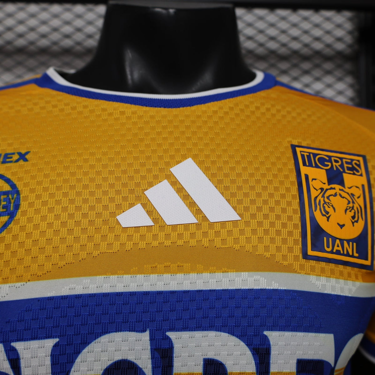 2026/2027 Tigres Local Kit