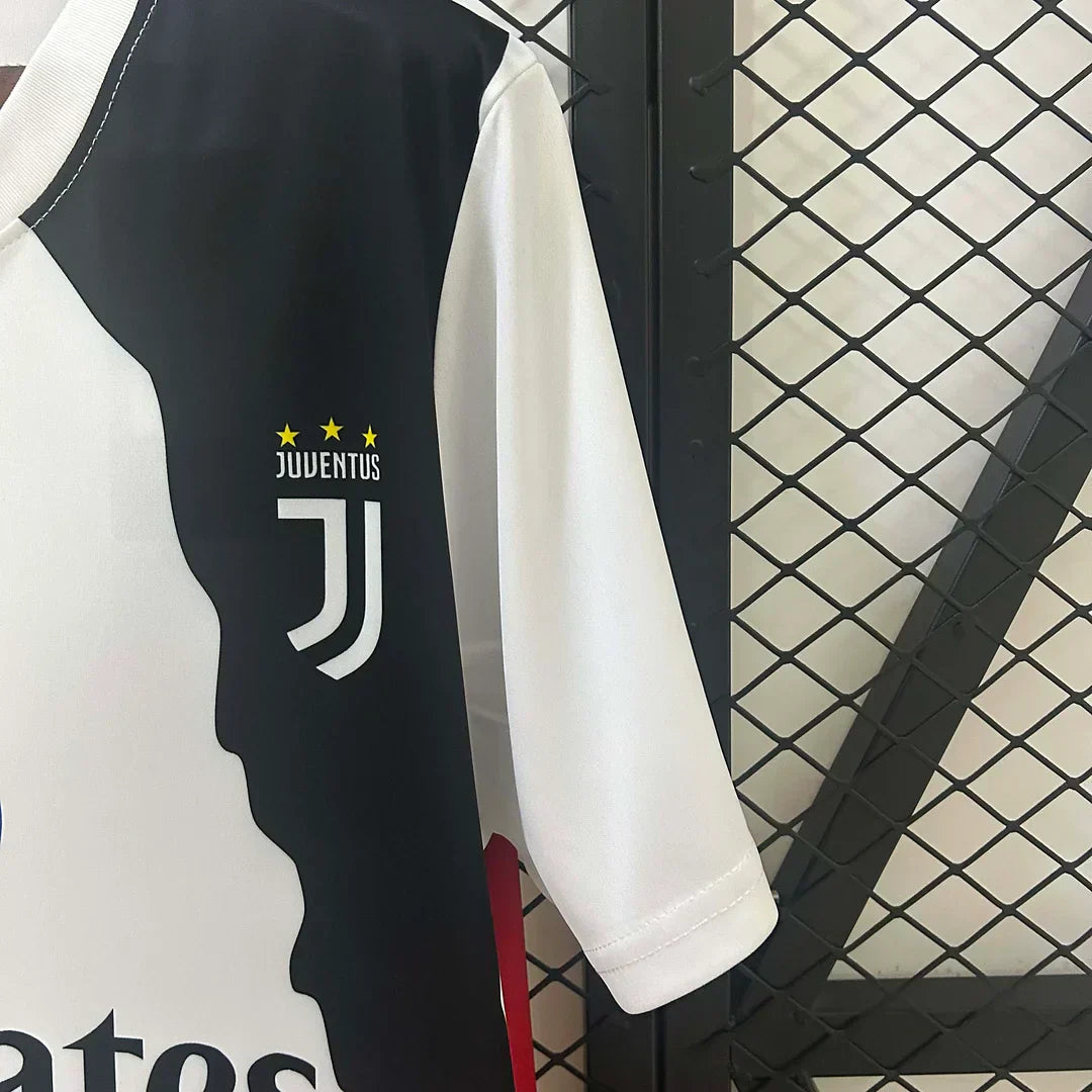 Ronaldo 7 Tutti i Team Edizione Speciale