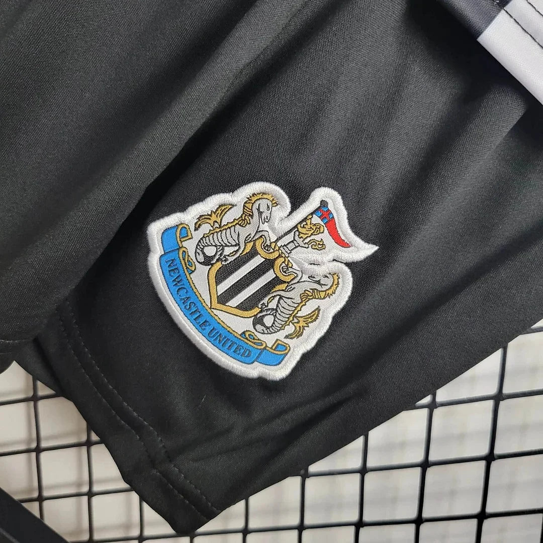 2024/2025 Newcastle United Home Kit Taglia Bambino