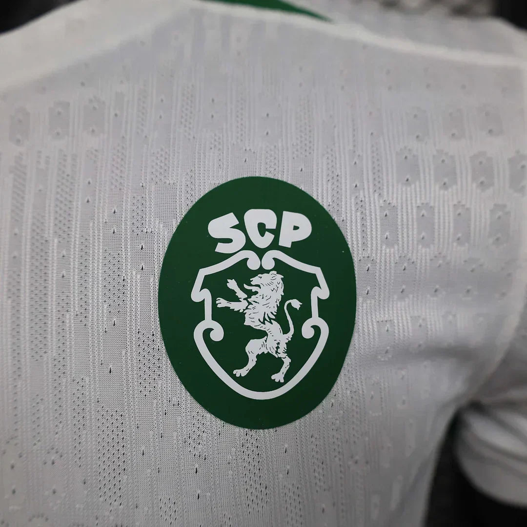 2024-2025 Player Sporting Lisbon Visitante Kit