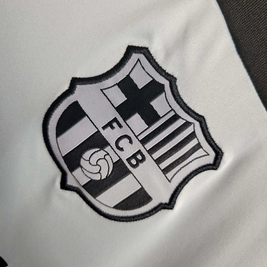 Kit da allenamento nero-grigio del Barcellona 2023/2024