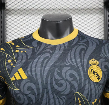 Real Madrid "Golden Wolf" Special Edition