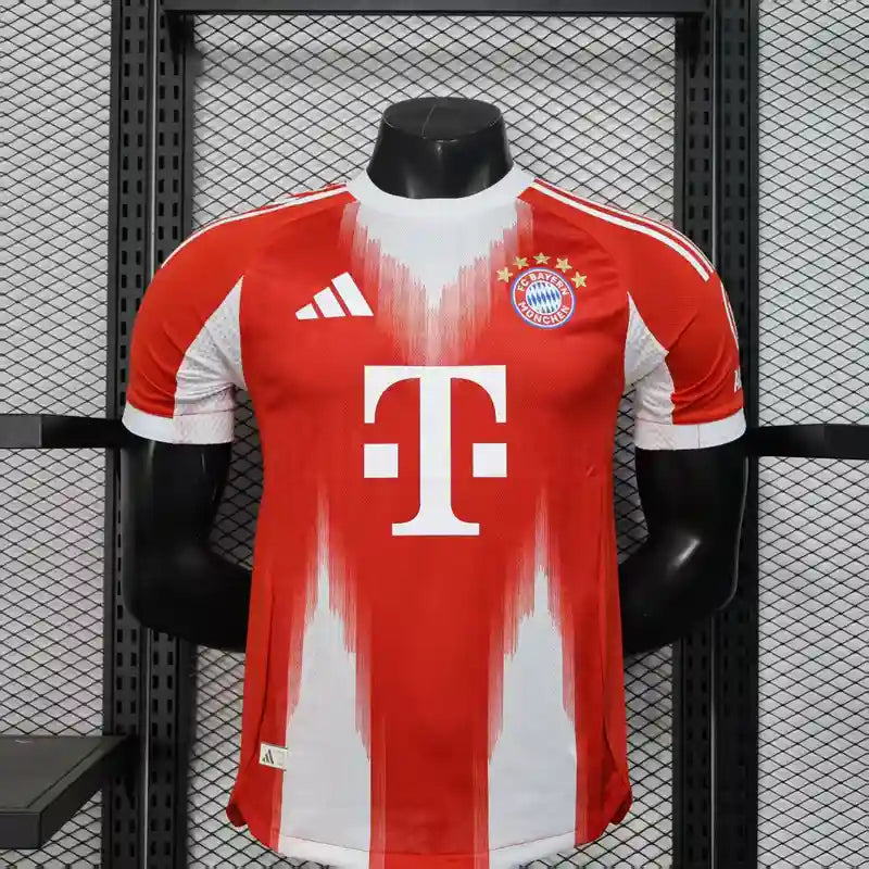 Divisa locale Bayern Monaco 2025/2026