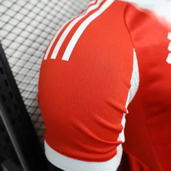 Divisa locale Bayern Monaco 2025/2026