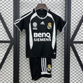 Divisa da trasferta Retrò Real Madrid 2006/2007 Taglia Bambino