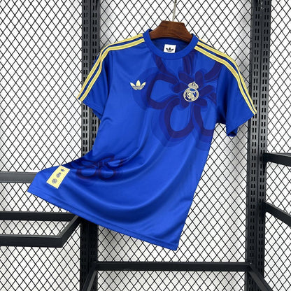 Real Madrid "Golden Flower" Special Edition