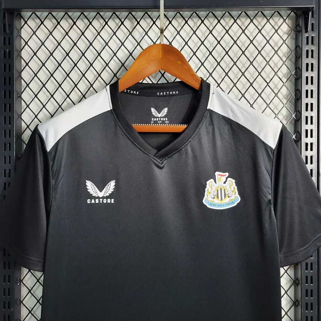 2023/2024 Abbigliamento da allenamento Newcastle United