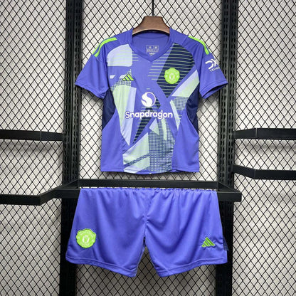 2024/2025 Manchester United Goalkeeper Home Kid Size
