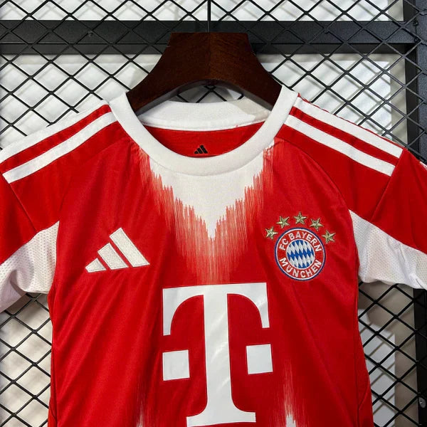 2025/2026 Bayern Munchen Local Kit Talla Niño