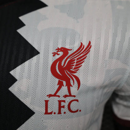 Liverpool "Tri-Color Blitz" Special Edition