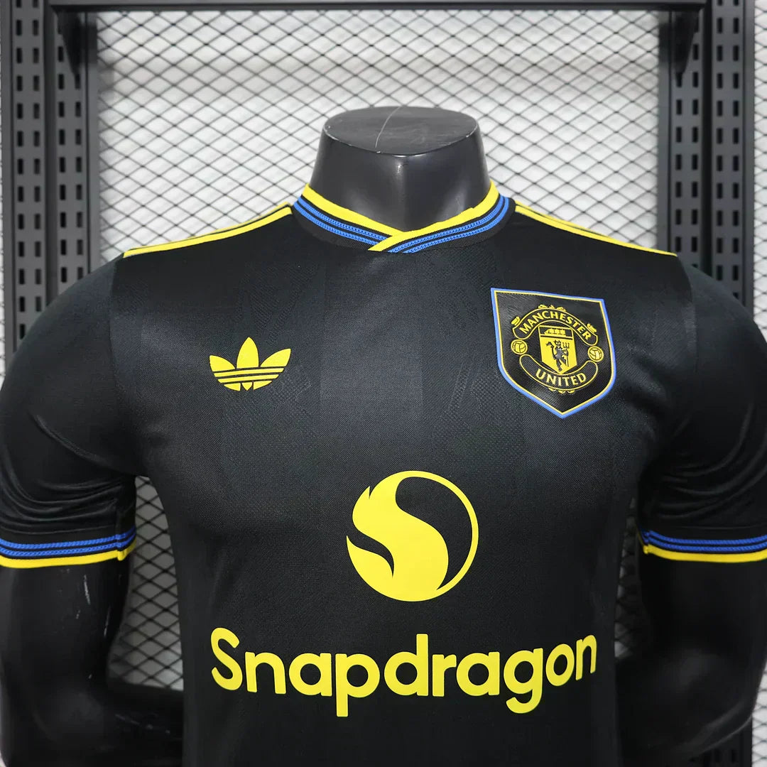 Divisa da trasferta alternativa Manchester United 2025/2026