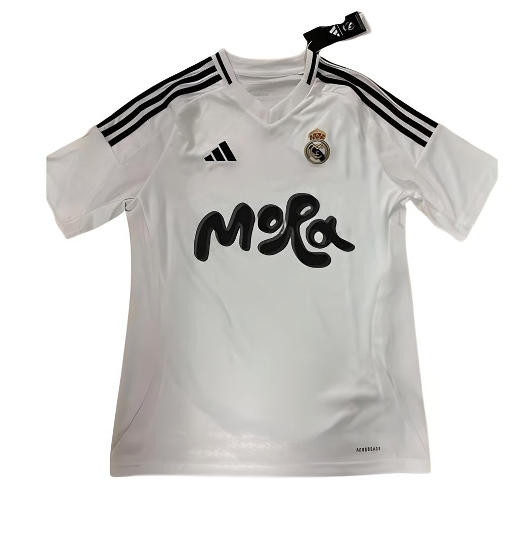 Real Madrid contro Mora