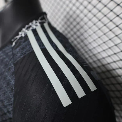 Real Madrid "Mosaic Heritage" Black Edition Edizione Speciale