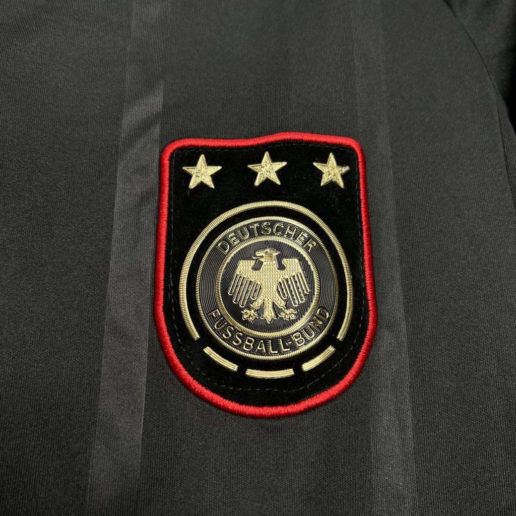 2010 Retro Germany Visitante
