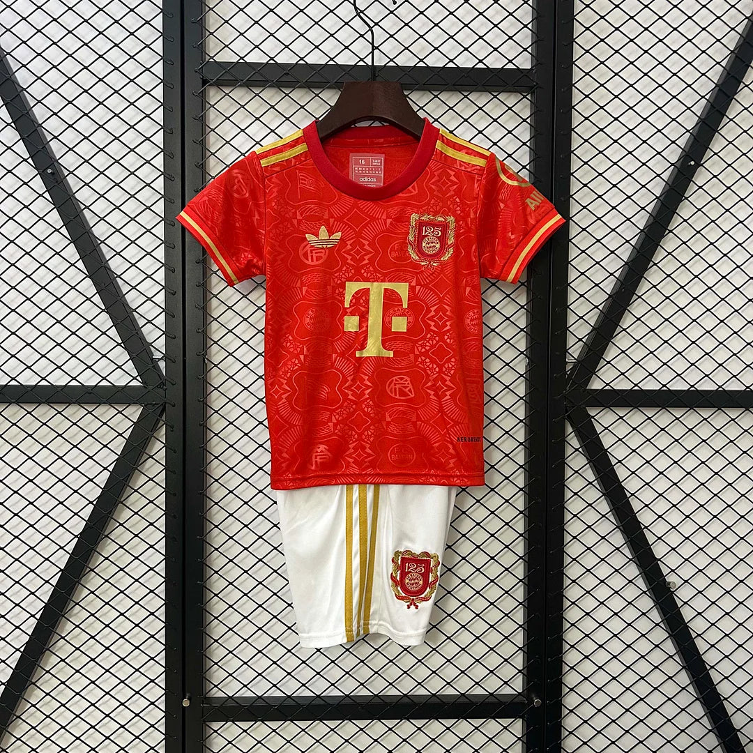 Bayern Monaco 2025/2026 Edizione 125° Anniversario Rossa Taglia Bambino