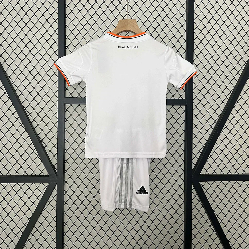 Kit da casa Retro Real Madrid 2013/2014 Taglia Bambino