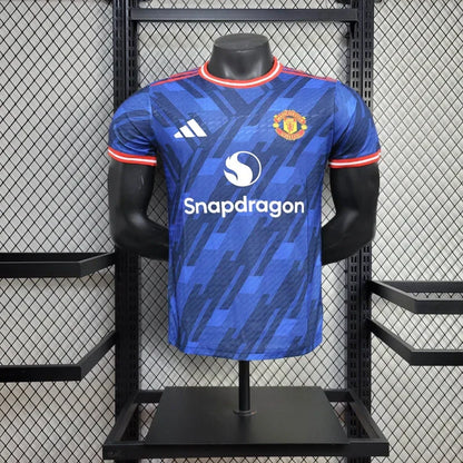 Manchester United "Electric Royal" Special Edition
