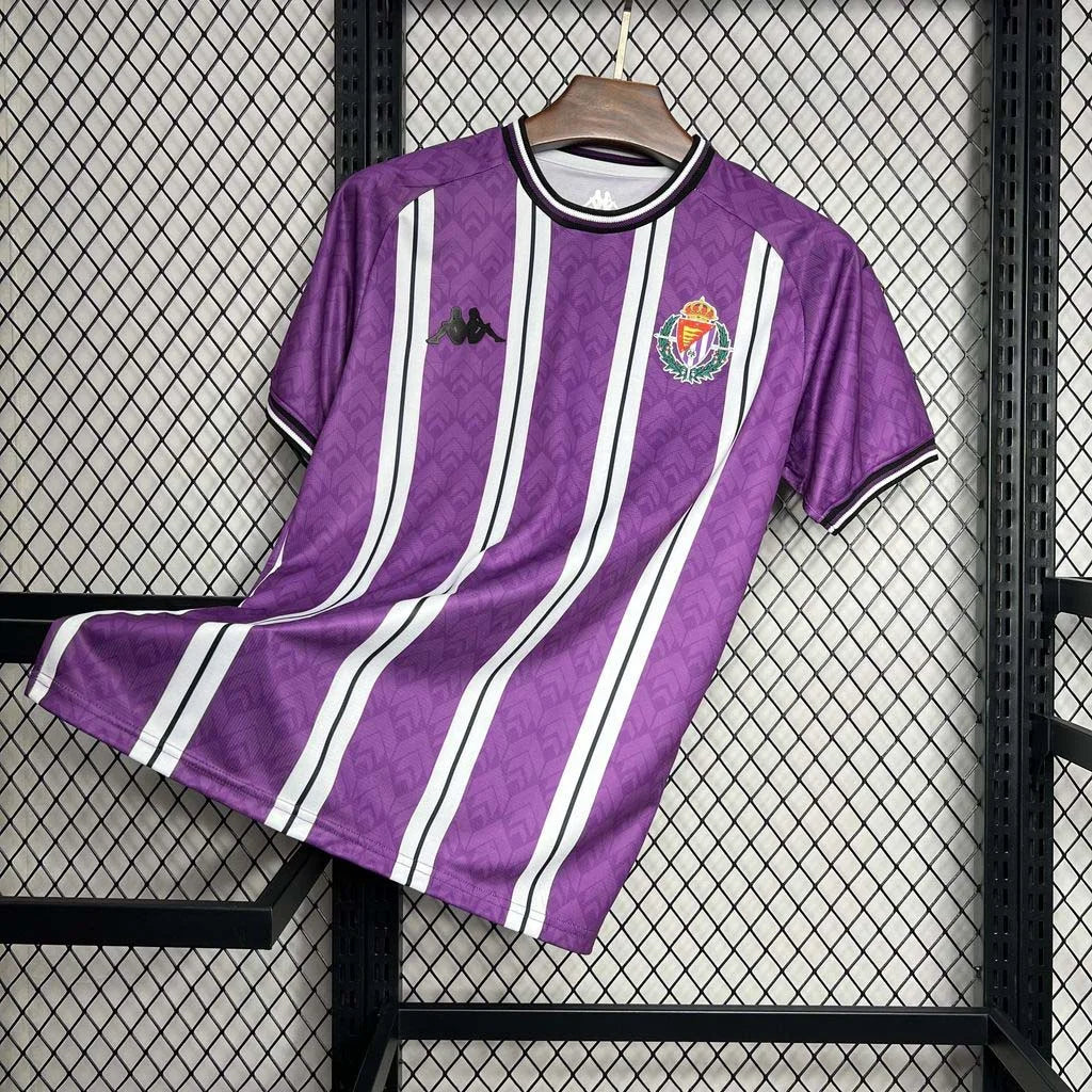 Divisa locale del Real Valladolid 2024-2025