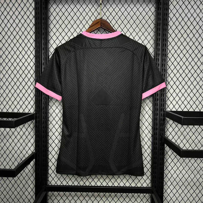 Inter Milan "Pink Serpent" Special Edition