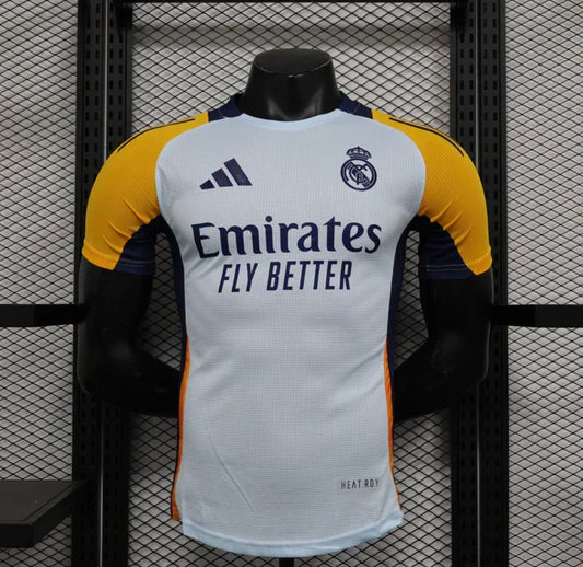 Kit pre-partita Real Madrid 2024/2025