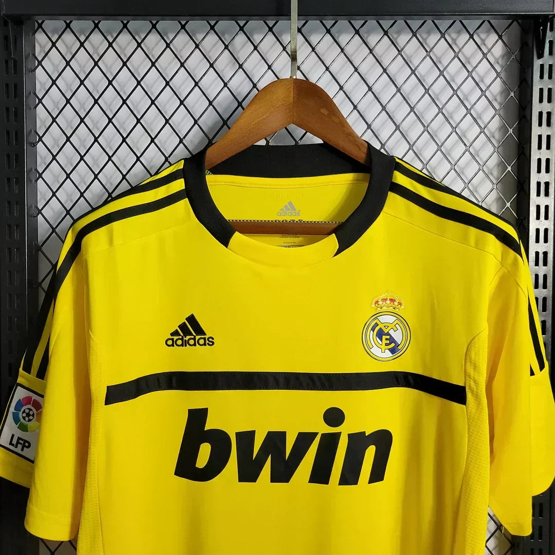 2011/2012 Retro Real Madrid Yellow Goalkeeper Kit