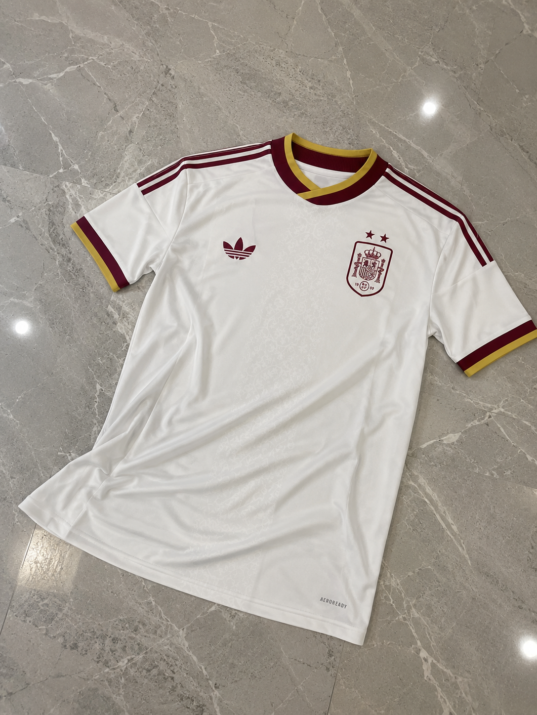 España Visitante Mundial 2026 DOS ESTRELLAS