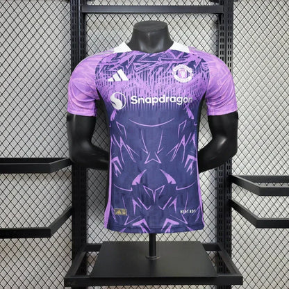 Manchester United "Violet Edge" Special Edition