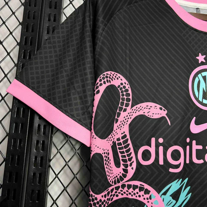 Inter Milan "Serpente Rosa" Edizione Speciale
