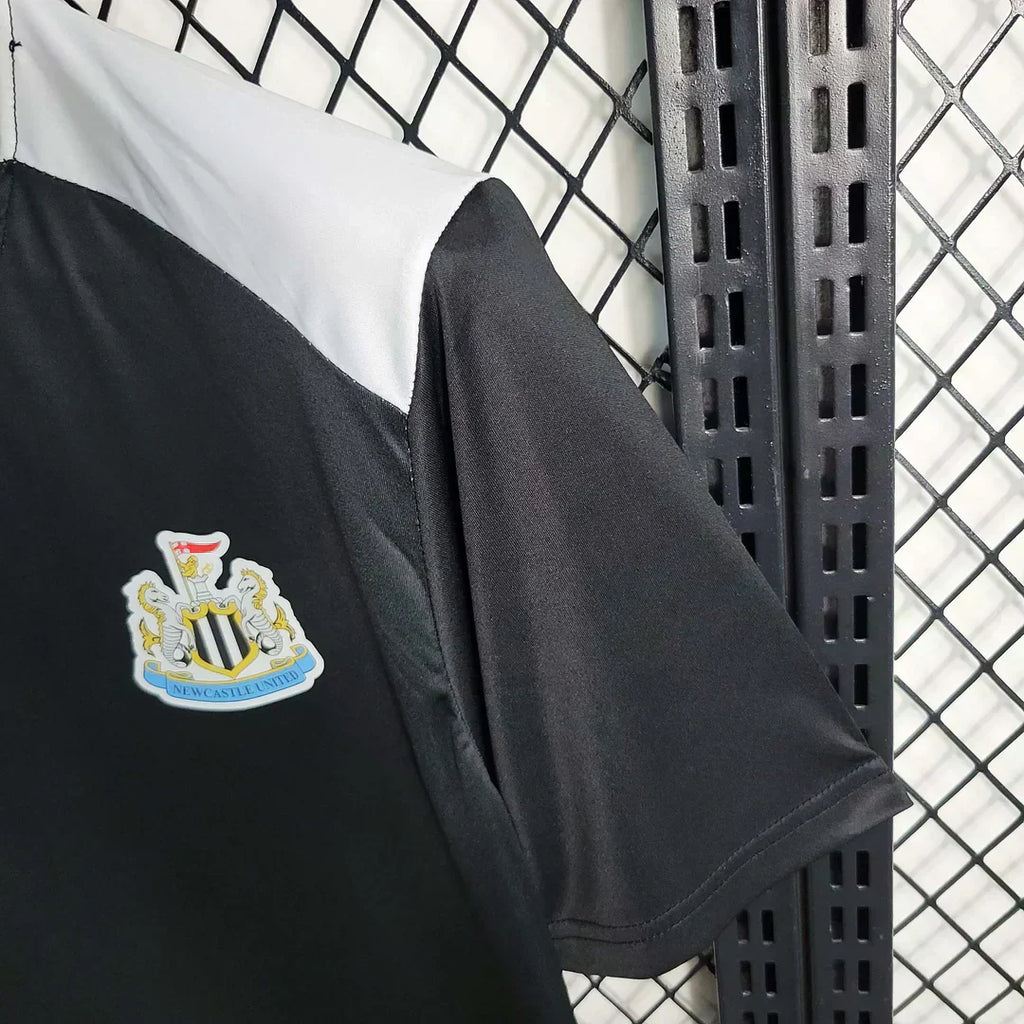 2023/2024 Abbigliamento da allenamento Newcastle United