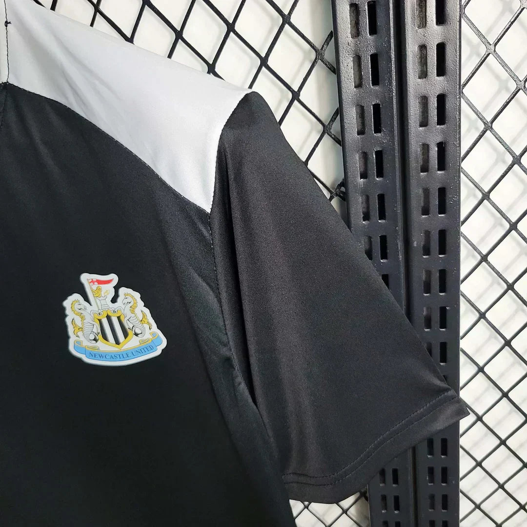 2023/2024 Abbigliamento da allenamento Newcastle United