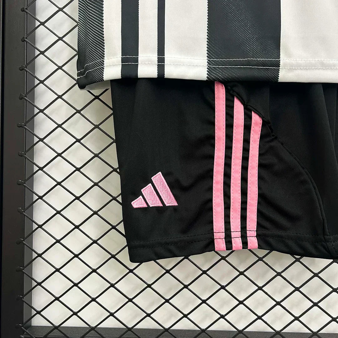 2025-2026 Juventus Kit Casa Taglia Bambino
