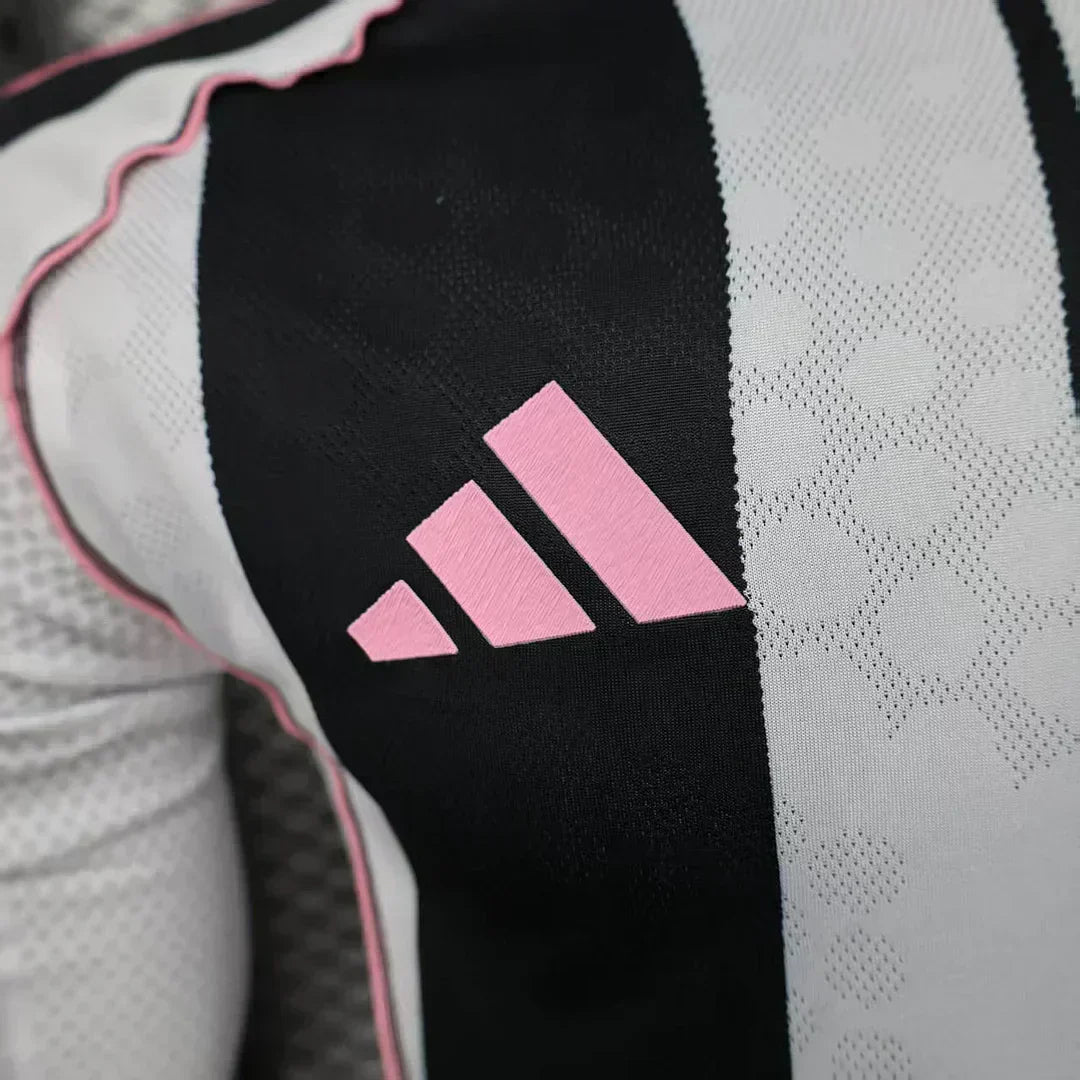 2025/2026 Juventus Home Long Sleeve Kit