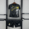 Real Madrid "Marvel" Edición Especial Talla Niño