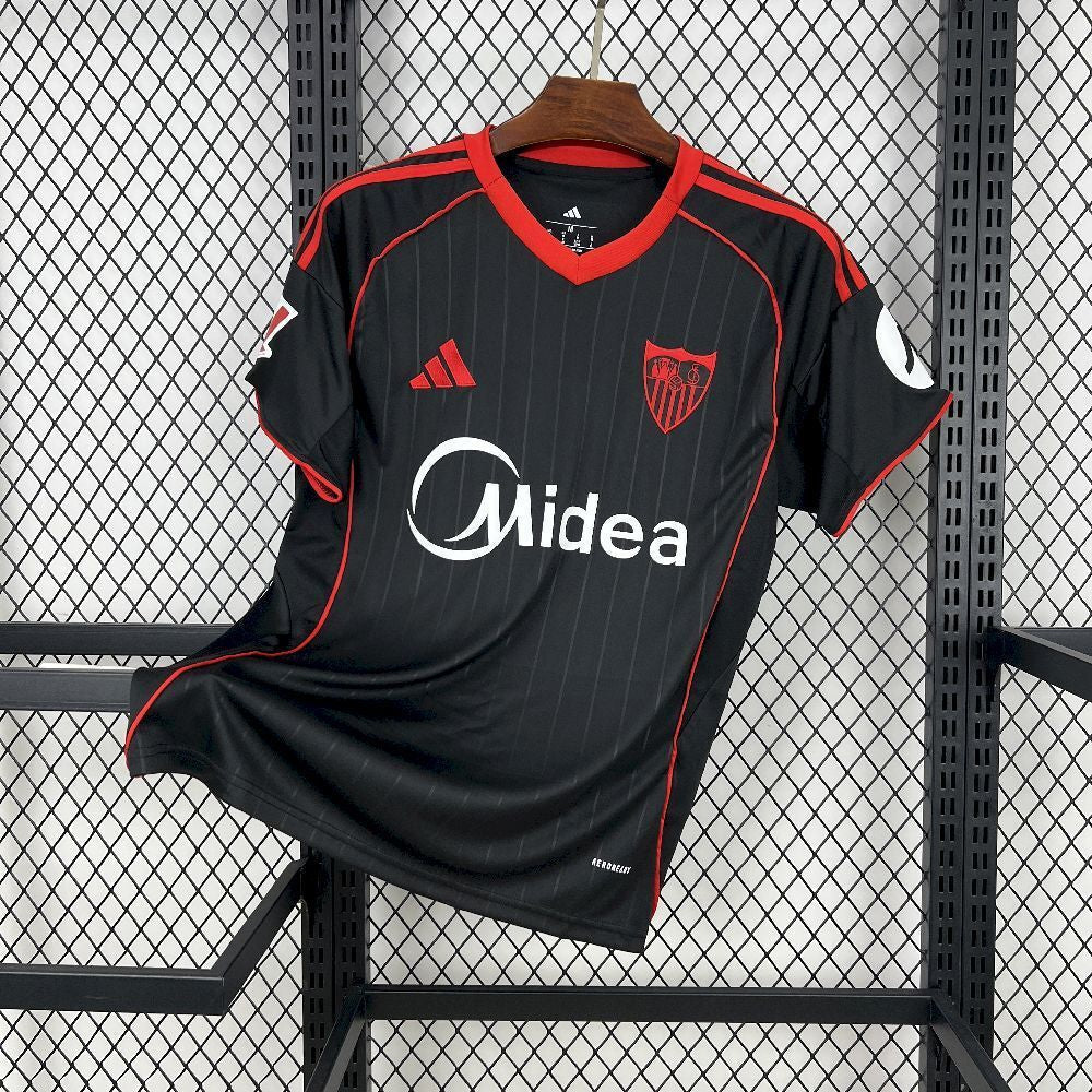 Divisa alternativa del Sevilla 2025/2026