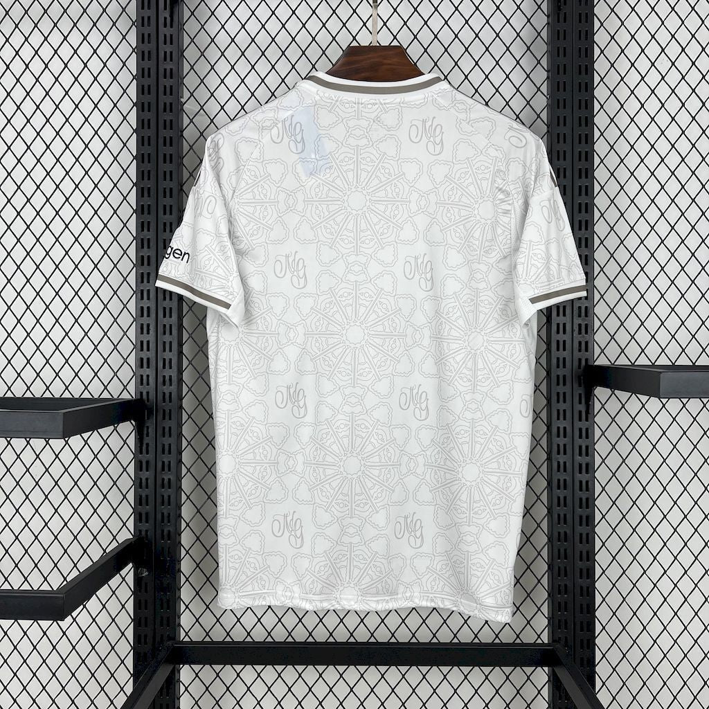 2025/2026 Kit da trasferta del Nottingham Forest