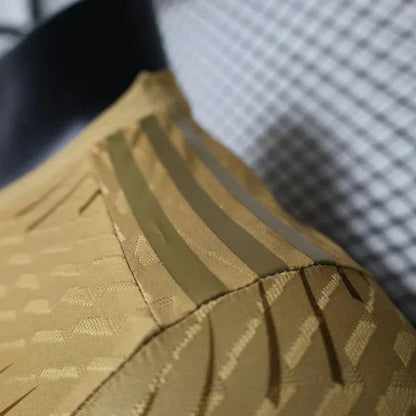 Real Madrid "Golden Whirlwind" Special Edition