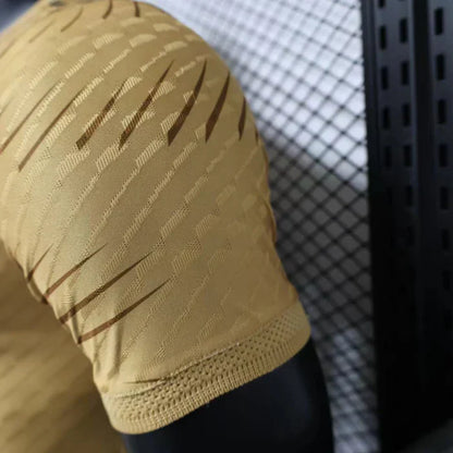 Real Madrid "Golden Whirlwind" Special Edition