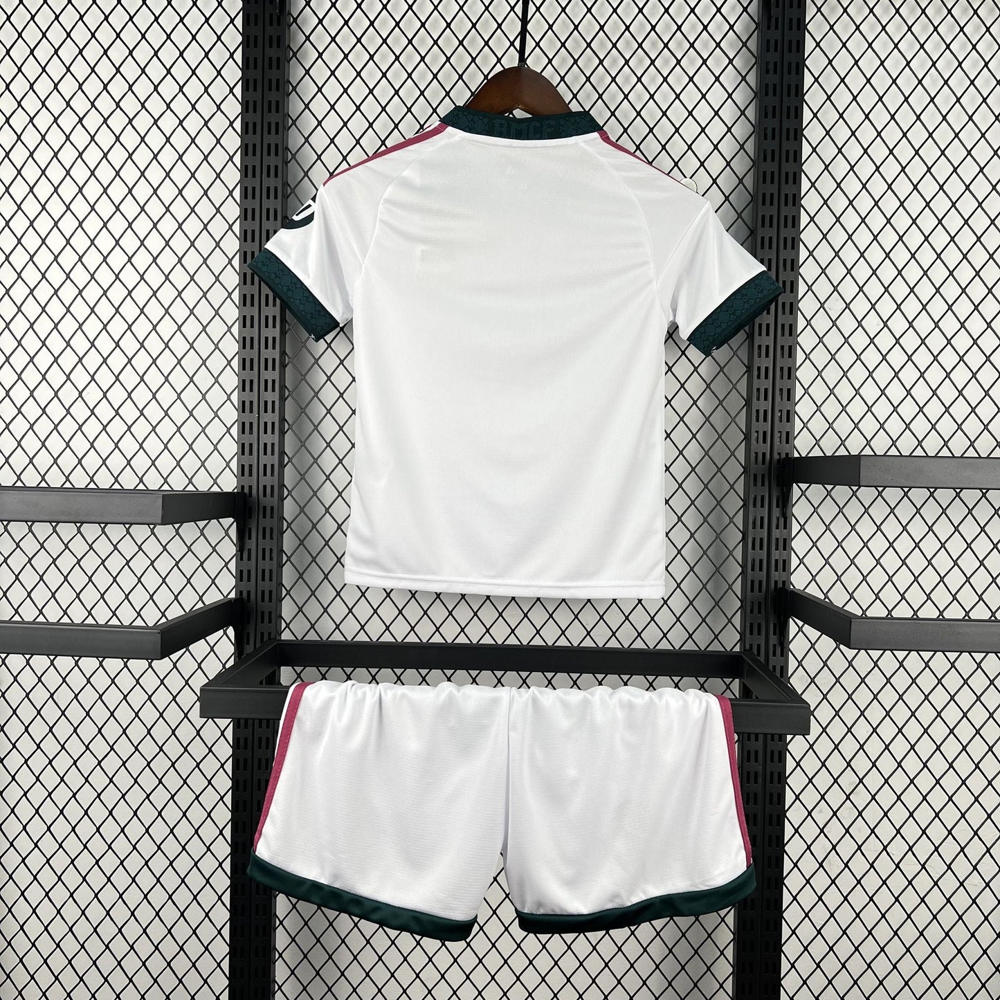 Real Madrid 2026/2027 Local Kit Niño
