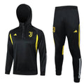 Tuta Juventus nera e gialla