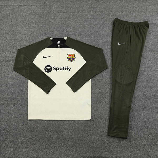 Tuta Barcellona Verde Militare e Bianca
