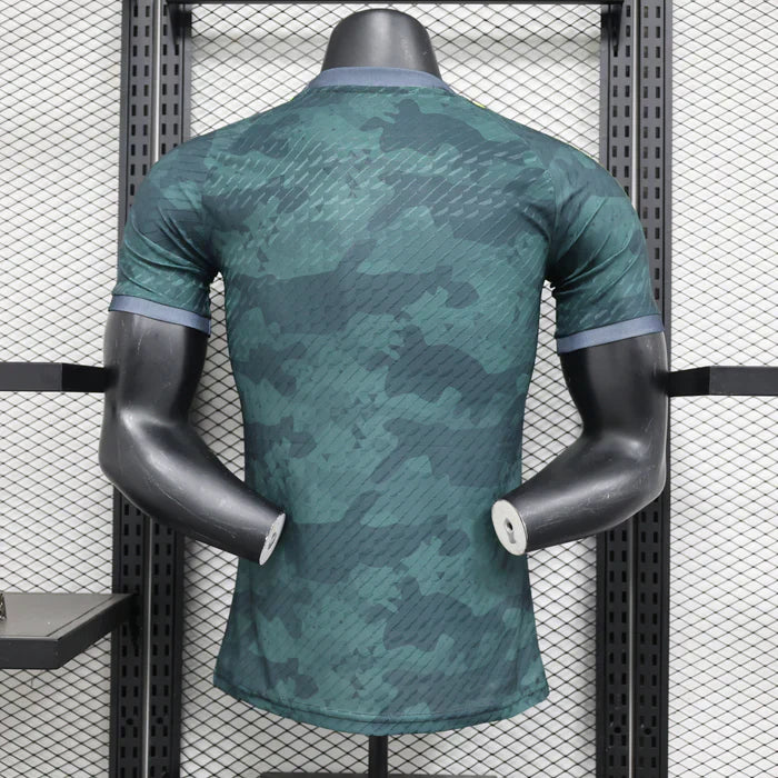 Real Madrid "Emerald Shadow" Edición Especial