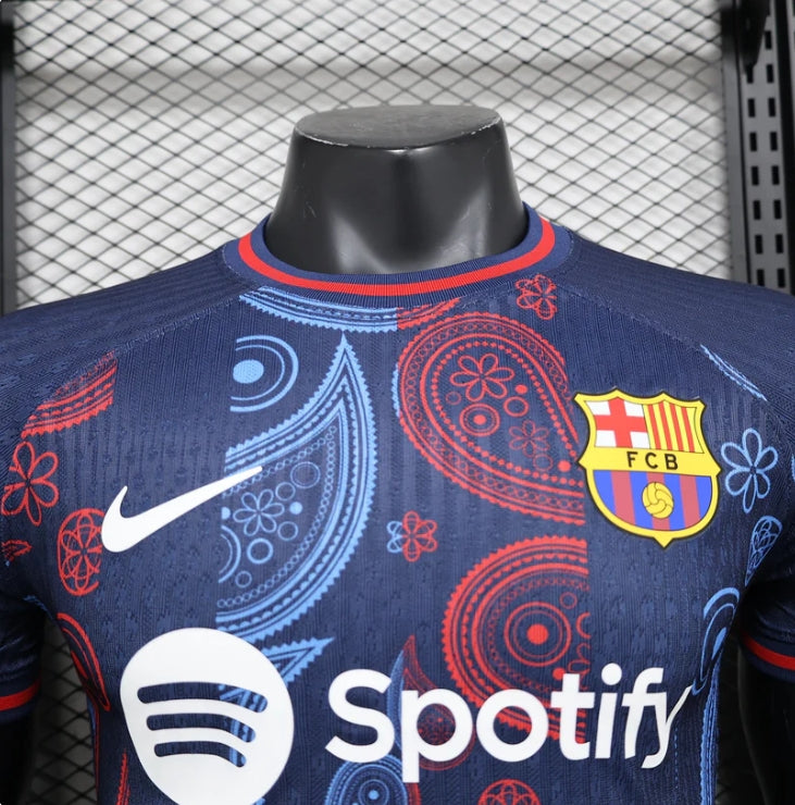 Barcelona "Midnight Tapestry" Edición Especial