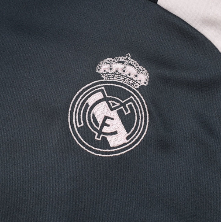 Tuta Real Madrid Blu Scuro E Bianca