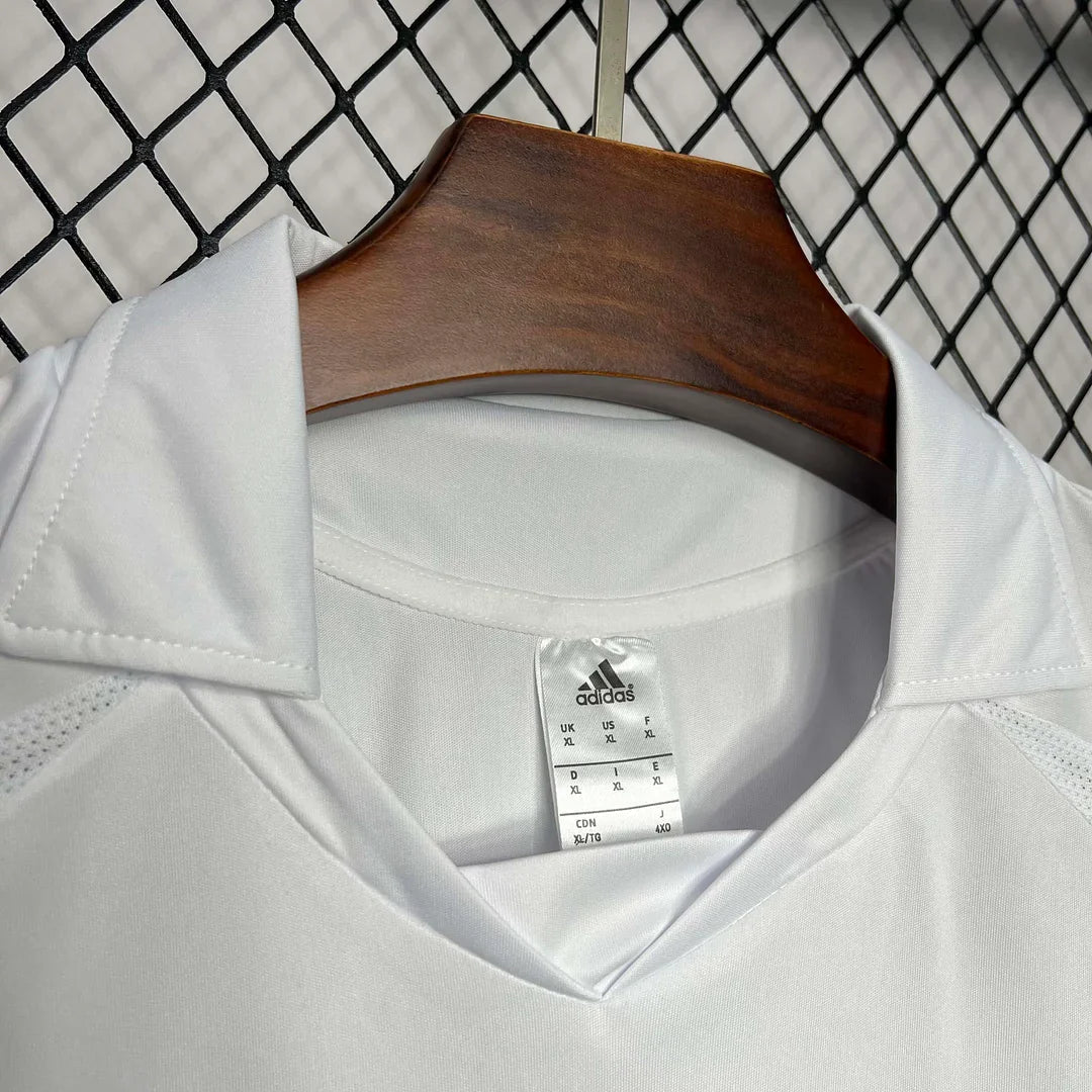 2005-2006 Retro Real Madrid Casa