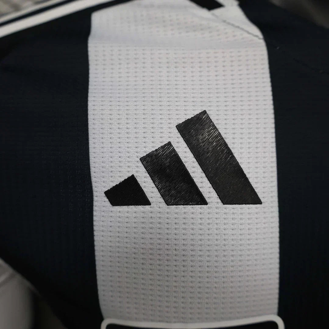 2024/2025 Divisa Locale Newcastle United