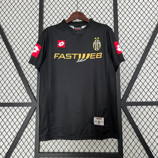 2001-2002 Retro Juventus Visitante